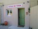 L'entrée de l'école de yoga  d'aix